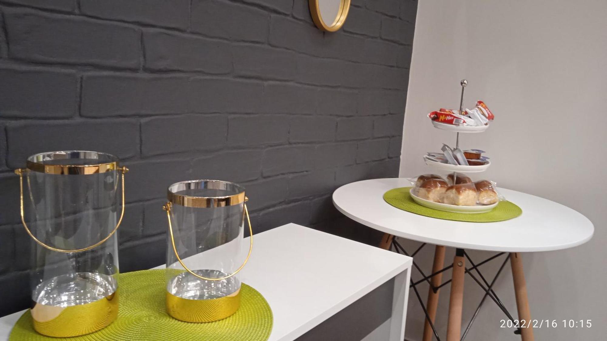 Lusso Apartment - City Center ヴェリア エクステリア 写真